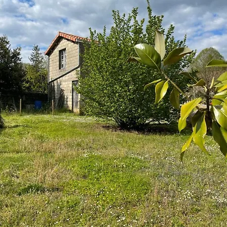 Bed & Breakfast Chez Sarah - La Pivoine Javerlhac-et-la-Chapelle-Saint-Robert